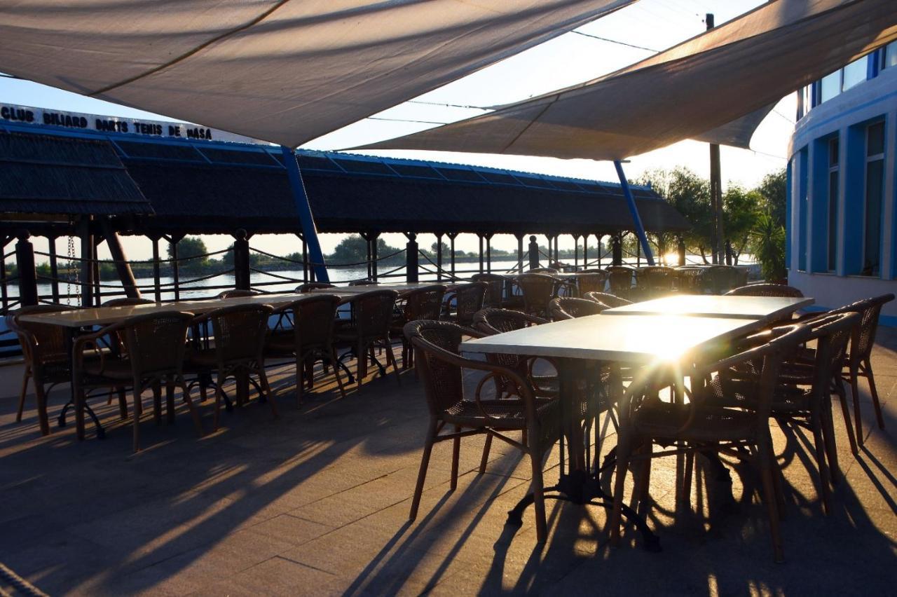 Hotel Sunrise Crisan  Extérieur photo