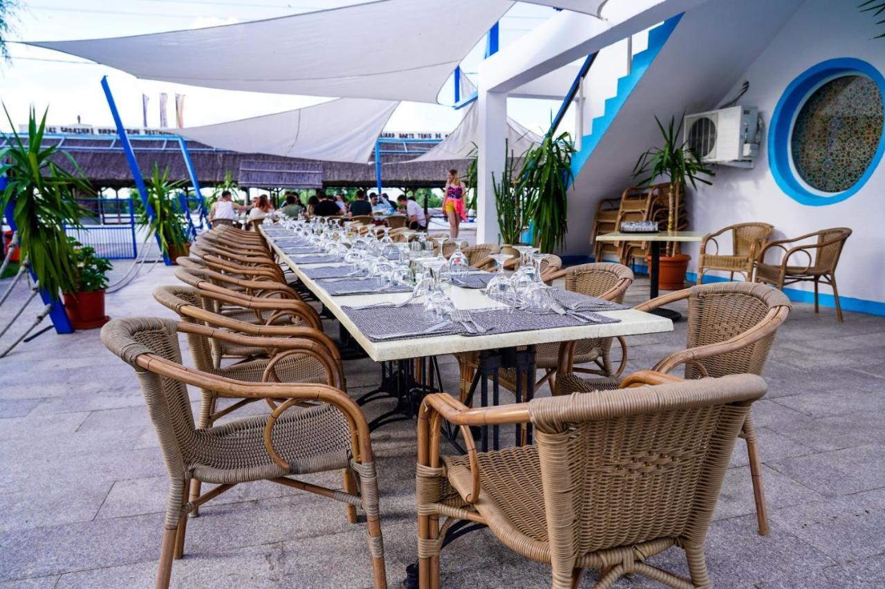 Hotel Sunrise Crisan  Extérieur photo